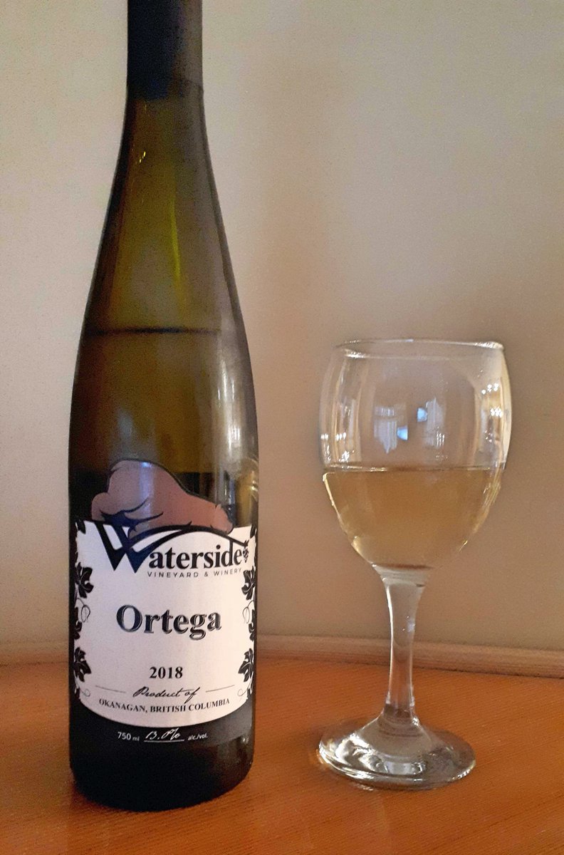 Waterside Vineyards & Winery for Great Value Whites | BCWineTrends bcwinetrends.com/2019/11/15/wat… via @bcwinetrends #bcwine
Kevin is crafting some excellent value Aromatic White wines.