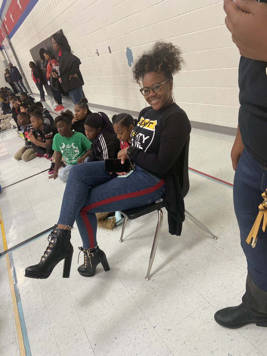 AHillCHread's tweet photo. My bestie, book club member, high school dance sister, and the @CHISDCP family!!! I enjoyed seeing everyone this morning. #familyreunion @ksingle01 @MMcCullum_iLead @davided97469886 @burchfieldkel @LWare320 @altonsclass https://t.co/CiHjfuzppZ