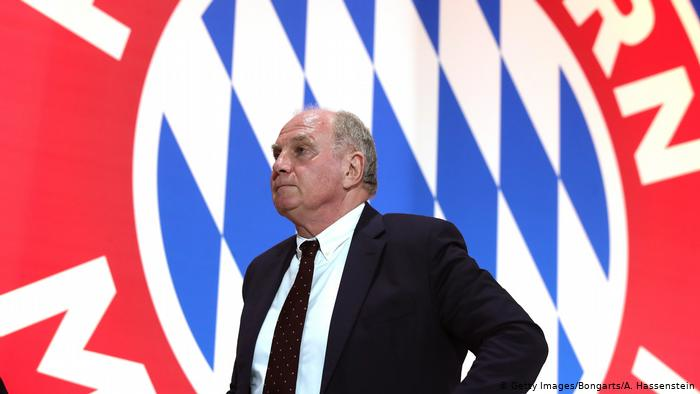 BavarianTweets's tweet photo. Uli Hoeness:

"We were attacked for not signing expensive players (in 2018). But in Alphonso Davies, Hasan (Salihamidzic) has brought a gem to Munich for an absolute bargain."

[@Plettigoal] https://t.co/m8cFsOq1In