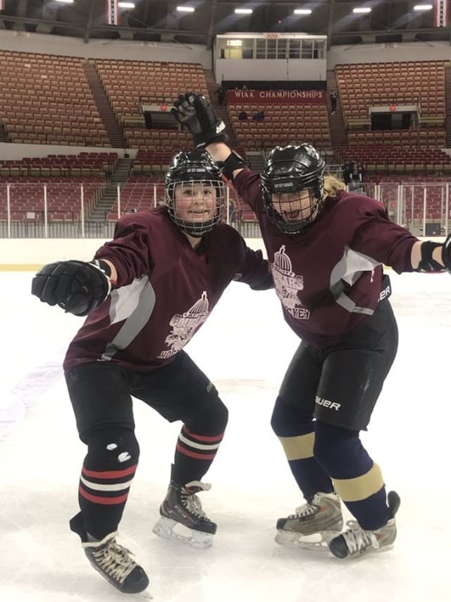 cccougarhockey's tweet photo. First up is @Camille_q_baker A defensive stalwart from Sun Prairie. This is Cami’s 4th year on the Cougars.  “Its gonna be a long one, but we can do it. We power through and we thrive! Go team!” https://t.co/nqDdoAtQzM