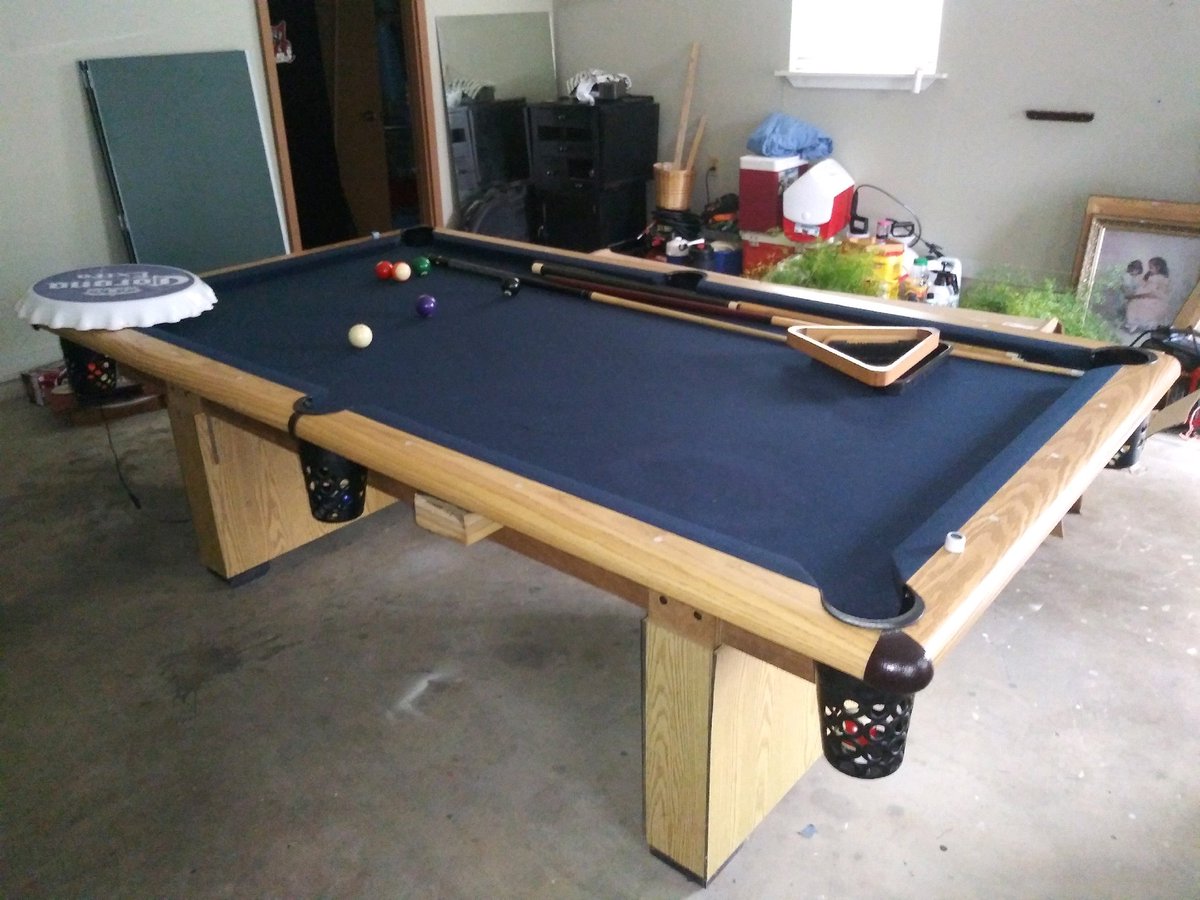 Daphne26192948's tweet photo. My Da Da's newest toy for his man cave. #Mancave #Slatetop #Freebie https://t.co/jH5gHnTkX3