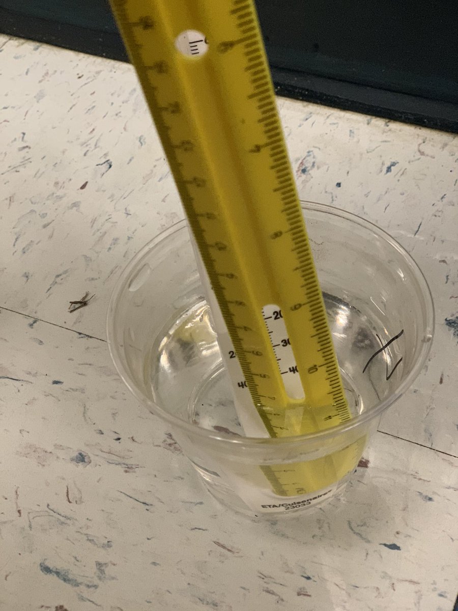 Mw111539Wright's tweet image. I got to accelerate my students with weather data by having them compare (Celsius & Fahrenheit) and (inches & centimeters). @GriffinSpalding #scienceandmath #stem