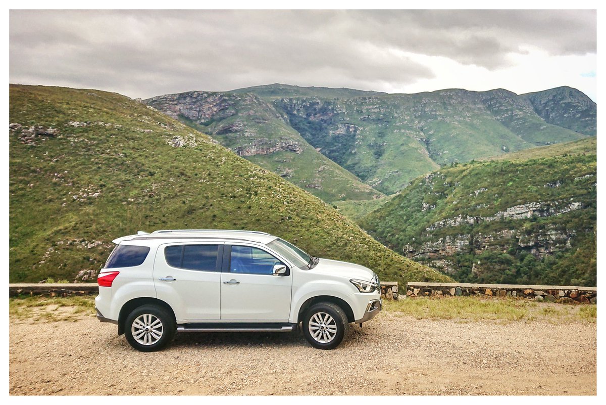 JacqMaraisPhoto's tweet photo. Let it be known #DieOom is going undercover in @isuzusa's #isuzuMUX @EcoBoundEvents' #tohellandback #mtb Challenge this weekend. I've heard rumours of @DarlingBrew & similar performance enhancing substances doing the rounds & will have to test these judicially #ThereIsWorkToDo https://t.co/pQcafOZwMN