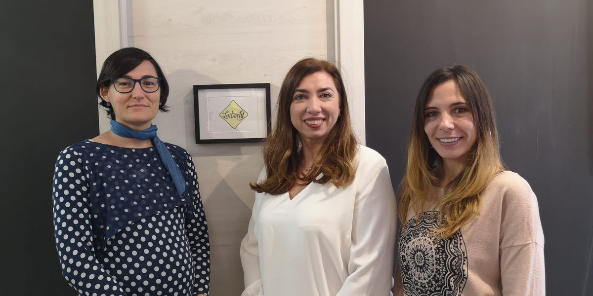 Nuestra directora de #EIPvalencia María Colomer, ha firmado el convenio de Formación de Centros de Trabajo con Liberty Iberian.
Qué ganas tenemos de empezar esta "aventura" juntos. #PrácticasEIP