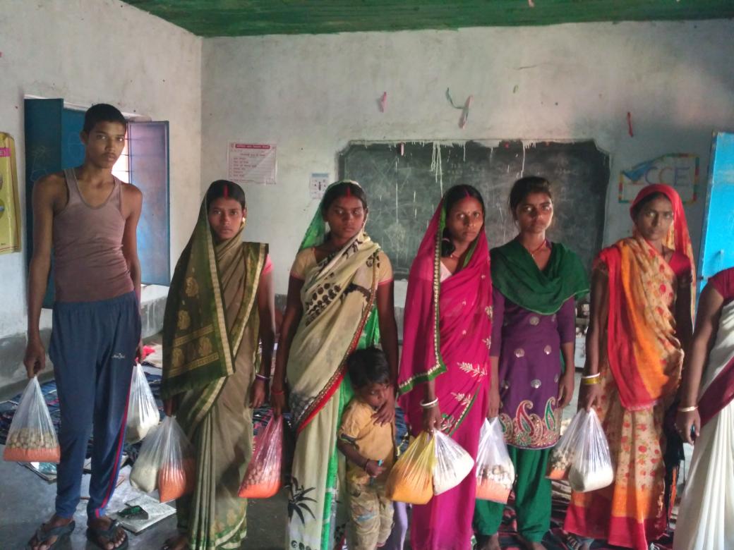 Alka_cdpo's tweet photo. THR distribution at AWCs on 15.11.19 #chandi @dmnalanda @DpoNalanda @BdoChandi https://t.co/sDefcEAqsJ