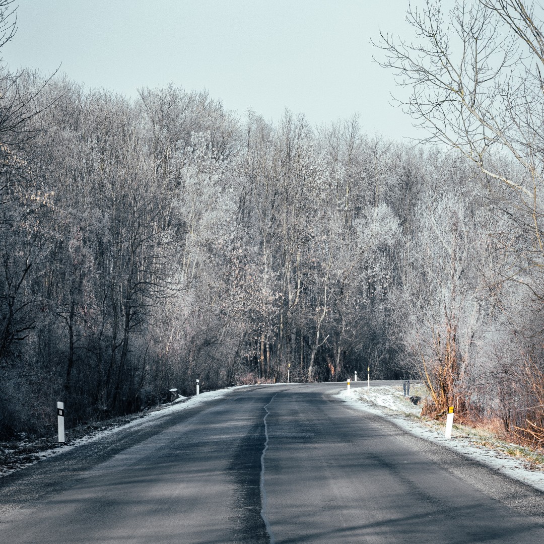 MazdaBongoShop's tweet photo. With the big freeze beginning, we urge Bongo owners to be careful on the roads. One thing you can't afford to have any problems with is your brakes. We have a huge range of brake components on our website if yours are in need of repair or replacing #mazdabongo #brakes #vanlife https://t.co/860DsEEerl