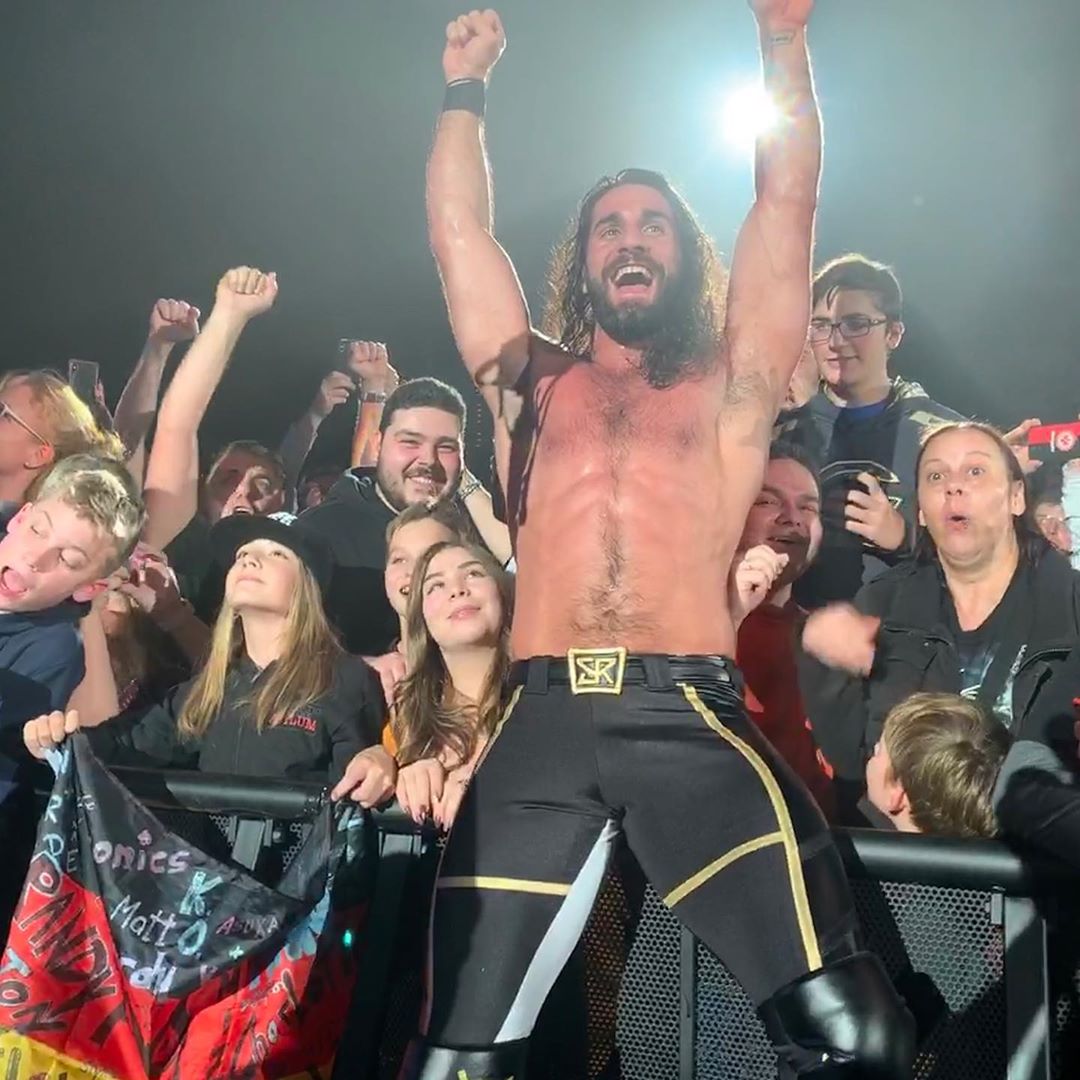 MoneShield's tweet photo. #SethRollins #TheBeastSlayer #WWEUniverse #WWELive #WWEMannheim 📸 To
@yveked /Twitter
@MelissaH25 /Twitter
@WWEDeutschland / IG https://t.co/5k5YrD4lp4