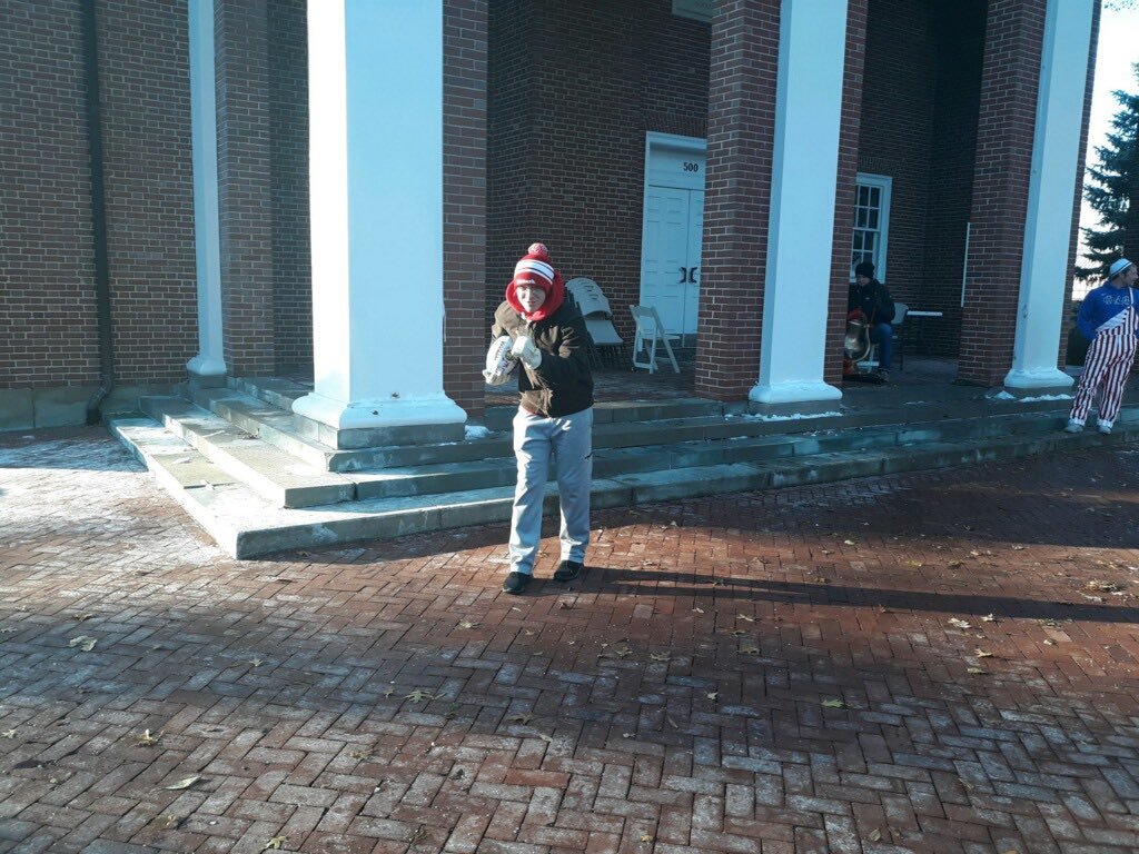Wabash_PhiDelt's tweet photo. At 9 a.m., we kicked off the #mononbellrelay
carrying the ceremonial game ball from the Chapel of @WabashCollege. We'll rendezvous with our @dpuPhiDelt Brothers halfway who'll take the ball to @DePauwU. It's all for #ALS and @LiveLikeLou4. @phidelt https://t.co/l0IZH5kEcW