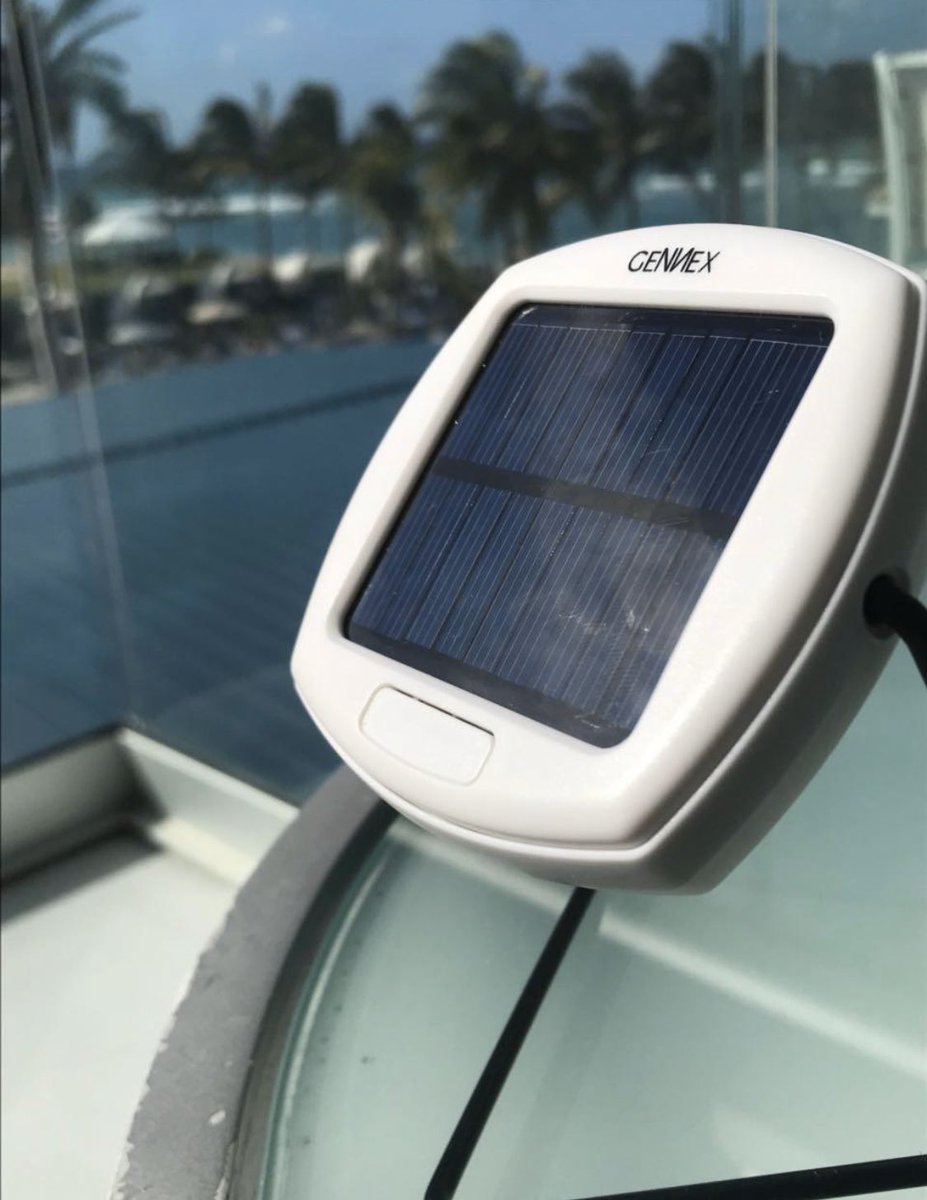 nathanielpeat's tweet photo. Was delighted that Hon @kaminajsmith received this gifted @GeNNex_ solar lantern, in her support for our mission to #EndEnergyPoverty in burn victims &amp; deaths caused by candles. Wonderful meeting discussing the philanthropic efforts we have planned for JA w/ @pearljarrett https://t.co/9Yq2pl9MJn