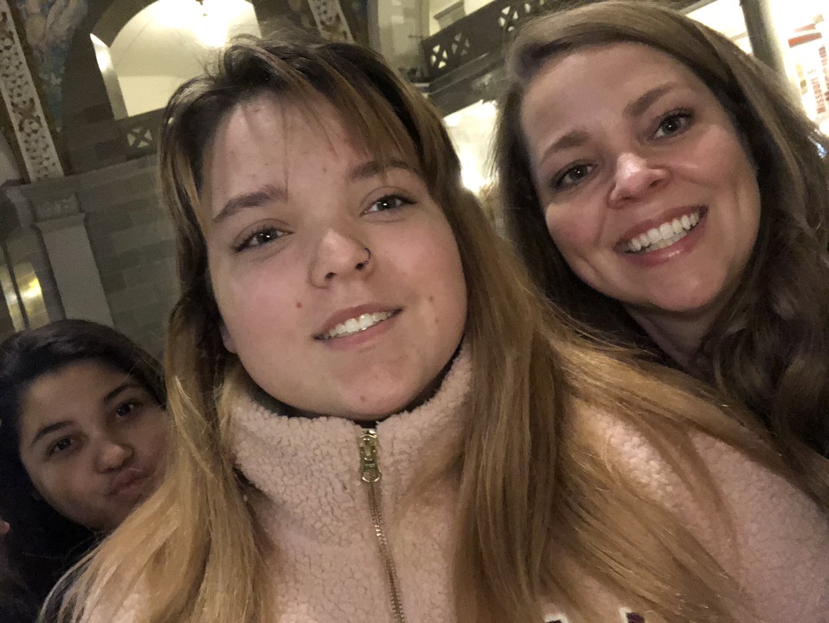 Katy_Booher's tweet photo. What’s better than visiting the Missouri State Capitol Building? Visiting with my 8th grade @NoelSchools #Tigers2Mustangs Love these kids so much #MCR1Pride https://t.co/UE1wiQs5Wz