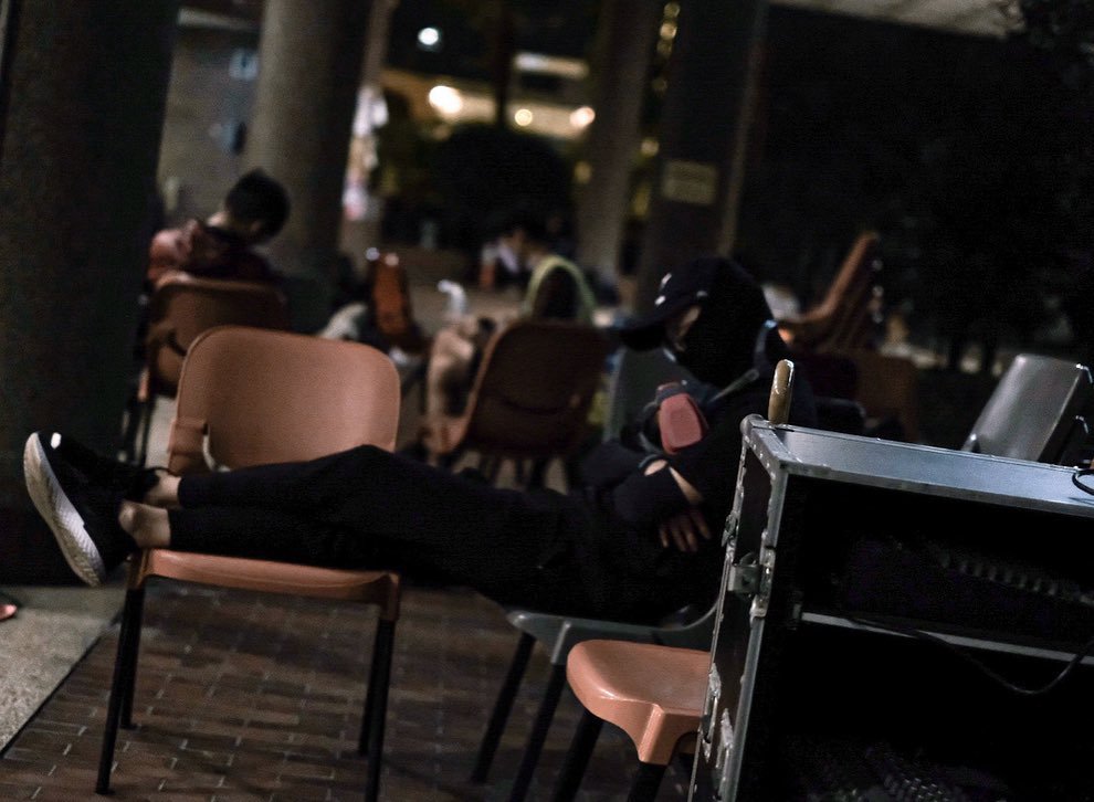 Summer In Smoke 😷 tweet media