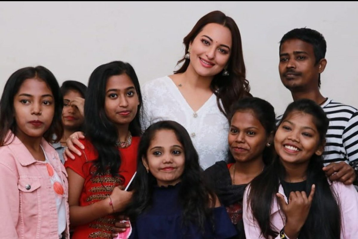 Thank you <a href="/sonakshisinha/">Sonakshi Sinha</a> for spreading a smile on the faces on all our thalassemia warriors this Children's Day! 

 #HappyChildrensDay #ChildrensDay2019 #thalassemia #childrensday #smile #children