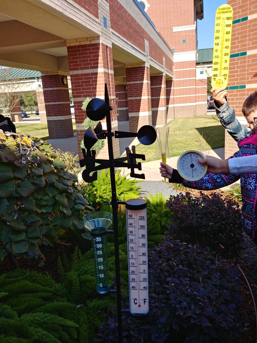 KKgrade4's tweet photo. What a great day to learn about the weather! #pumapride #CFISDspirit @PostmaPumas https://t.co/UivF5UvXwA