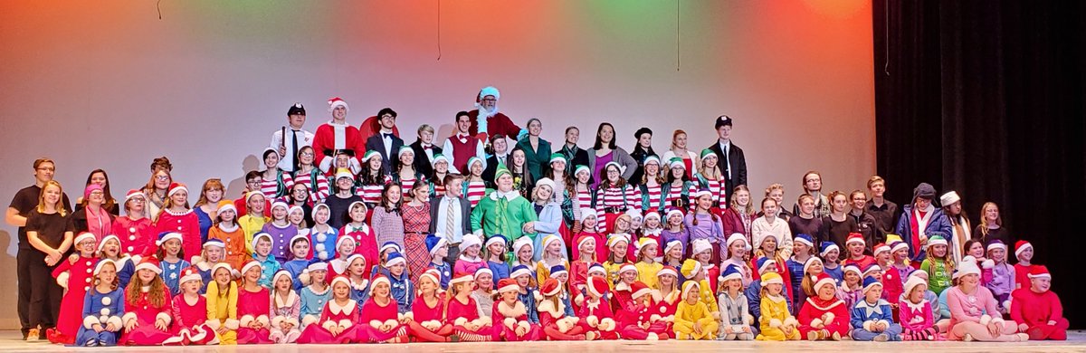 Elf Jr. was amazing! 🎅 
Don't miss 3 opportunities to see it this weekend:
Fri: 7pm
Sat: 7pm
Sun: 2:00pm
<a href="/MrBiedenbach/">Principal Biedenbach</a> <a href="/mrskatieconley/">Katie</a> <a href="/HollySimms6/">Holly Simms</a> <a href="/Coach_Fangman/">Eric Fangman</a> <a href="/THS_Jackets/">Mark Smiley</a> <a href="/perlsofwisdom1/">Dan Perlman</a>
@3RiversSPED @YellowJacket_GB