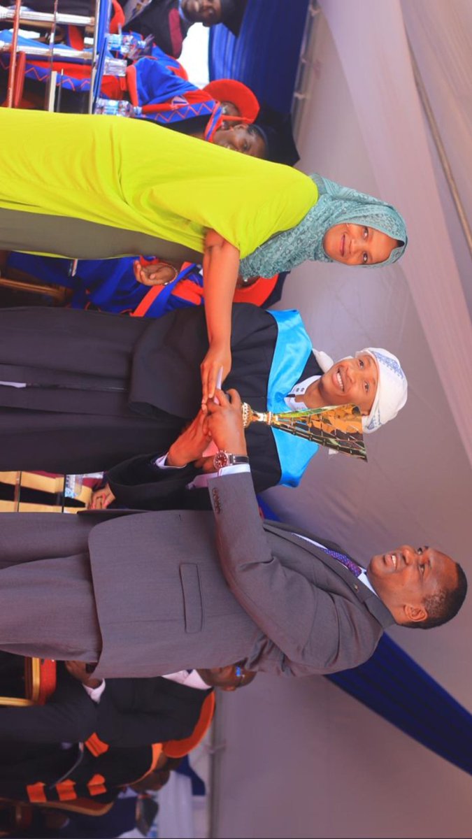 FarahJr002's tweet photo. "...and the award for the best media student #Classof2019 is Yusuf Farah Yusuf "
Dear Father.
I made it. Even in your absence 2 promise honour your name.  Truly, Intelligence plus character, that is the goal of true education.
#ZetechGraduation2019 Thanks @ZetechUni 4 blvn in me. https://t.co/AIKVmW9xsD