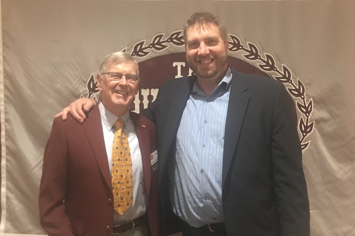 Big thanks to <a href="/mlane68/">Max Lane</a> for coming to speak last night. We had a great time chatting about all things <a href="/Patriots/">x - New England Patriots</a> and <a href="/NavyFB/">Navy Football</a>. Looking forward to the #PastaBowl on the 26th and <a href="/petebrock/">Pete Brock</a> coming in December. Hope to see you all there.