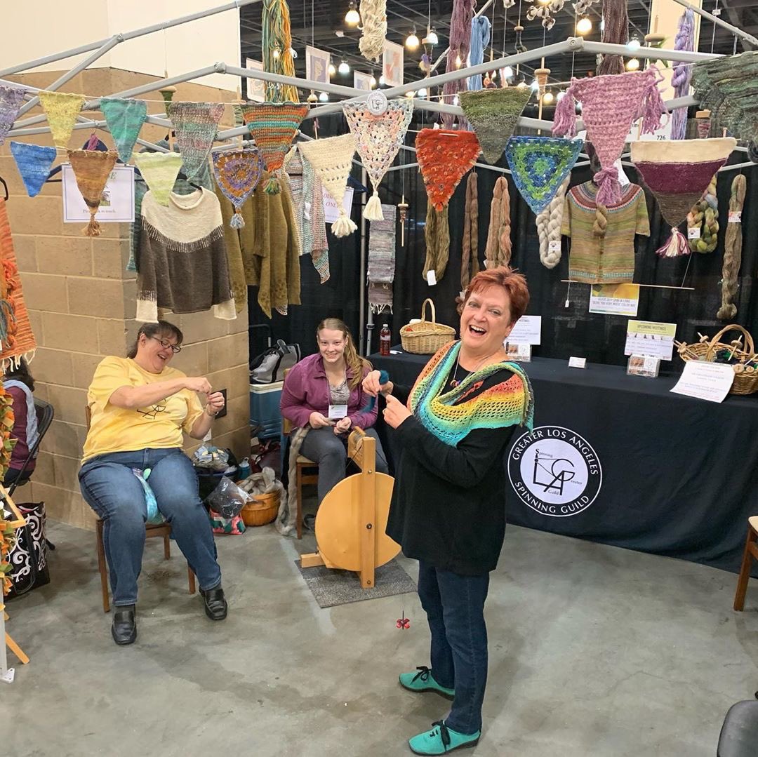 GLASG_Spinners's tweet image. We are at #stitchessocal in booth 726! Come by and say hi!