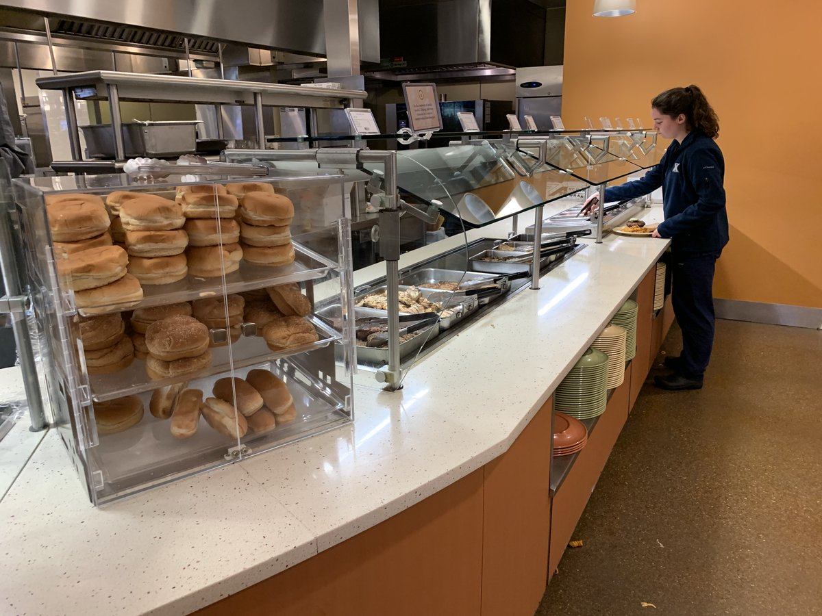 XUAuxServices's tweet image. What's your favorite sandwich topping? 🍔 #sandwich #toppings #burgerline #caf #favorite #xavieruniversity