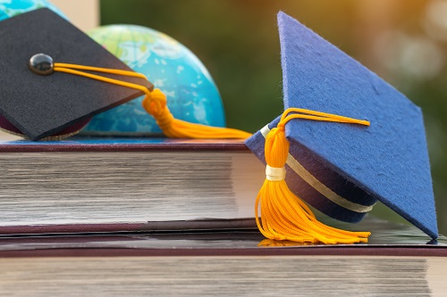 StudyAbroadP's tweet photo. ¿Qué carreras de pregrado puedes estudiar en #EstadosUnidos? Dale un vistazo a las opciones de estudio disponibles y descubre también en qué #universidades puedes cursarlas. Más info: https://t.co/6Gi7foXruV https://t.co/lgaRTtmY36
