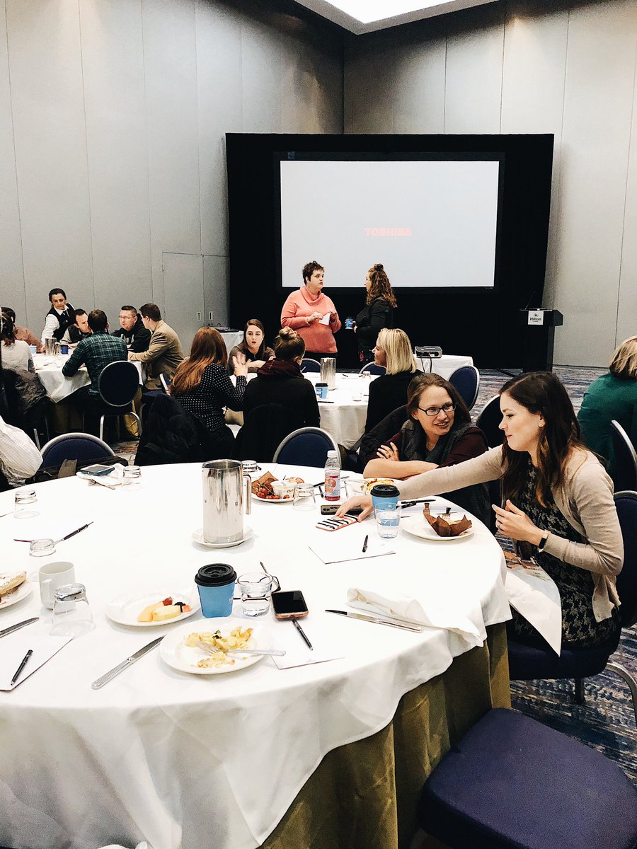 BaylorComm's tweet photo. #BaylorComm breakfast at #NCA19 👏 https://t.co/eSHD9vuHP0