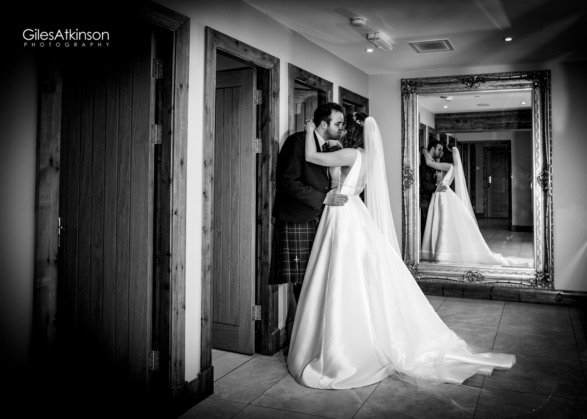 geeewizz's tweet photo. I have to be honest, this is the first (and possibly last) time that I've used a bathroom for a portrait.  But the ladies' loos at @ggsyard are pretty special!
I'm not sure what Kirsty and Aaron thought when I first suggested it but fair play to them for trusting me... :D https://t.co/8XrtB4pR6F
