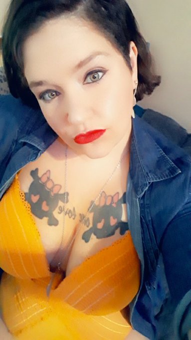 Come join me on streamate! I'm live now and ready to play with you! https://t.co/g86suipu7q https://t