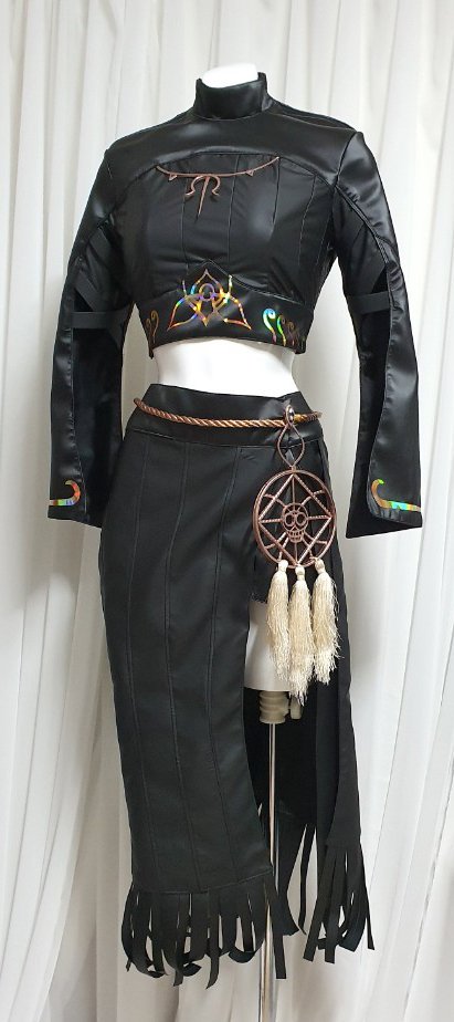 ASASD0130's tweet image. 사이퍼즈 - 티샤 스페셜코스튬💖

코스프레 의상 제작하였습니다.
원작디자인 그대로면서 착용에도 용이하도록 신경 써 작업하였어요
조형작업으로 제작한 장신구들은 은은하게 예쁜 로즈골드 색상입니다

#니오샵 #카므 #코스프레수주샵 #코스프레의상제작 #사이퍼즈코스 #사이퍼즈의상 #티샤스코