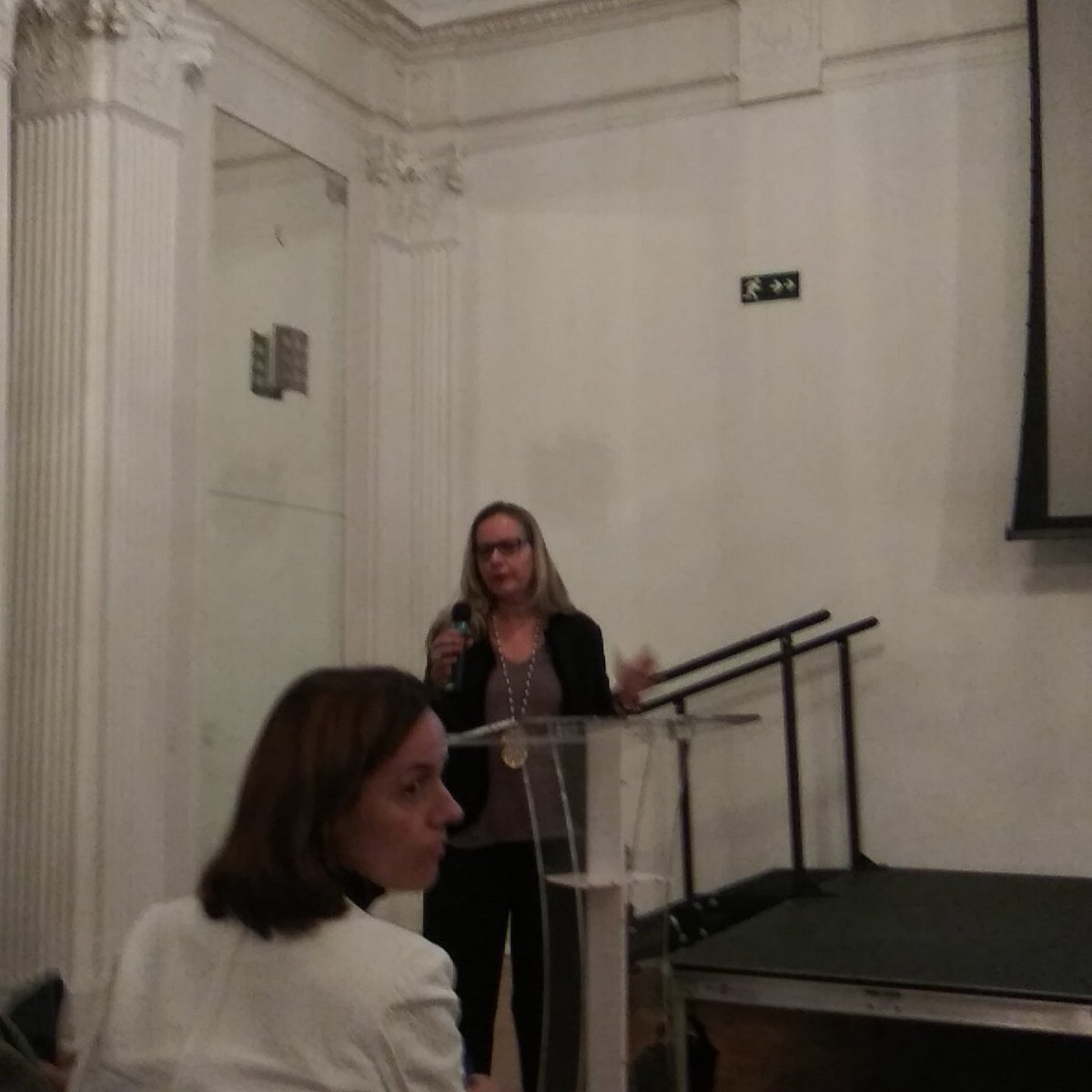 Fascinating talk at the Spanish Embassy last night by anthropologist Sandra Rebok, retracibg explorer Humboldt's journeys to the Americas. He's said to have predicted climate change & to have been friends with Thomas Jefferson. @spaincultureus @SpainInTheUSA #humbolt #explore