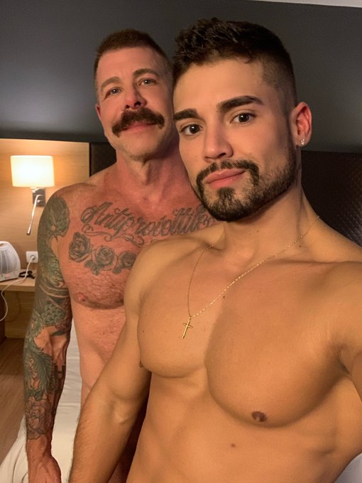 Pr&oacute;ximamente uno de los mejores v&iacute;deos con el verdadero Sexy Daddy Monster Cock @RoccoSteeleNYC https://t