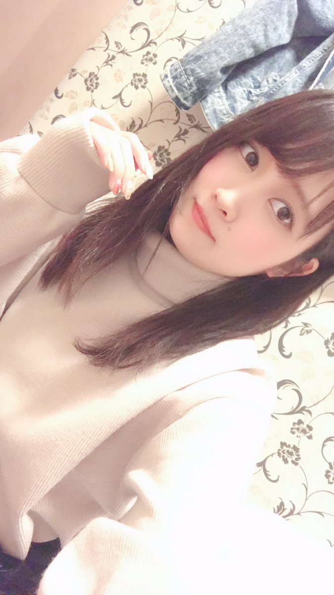 fruitymisato's tweet photo. 今日も1日ありがとうございました！

会いにきてくれてありがとう🥺

最後の東京遠征らしいけど
全く実感ない。笑笑

沢山ありがとうね💓

自撮りなくて今撮った。笑笑 https://t.co/ZcYR8huqyc