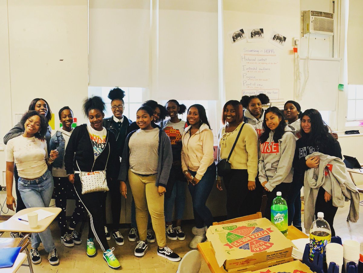 WeAreMCSR's tweet photo. This week has been filled with great conversations and if we listen to young people we will realize that we have so much to learn from them.
#wiseclub #youthdevelopment #communityeducation #youthleaders https://t.co/3qP6avKN5f