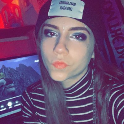 pvtpenn's tweet photo. snap saw it 1st🥴🤷🏻‍♀️ #NewProfilePic https://t.co/y2mw8YN3bT