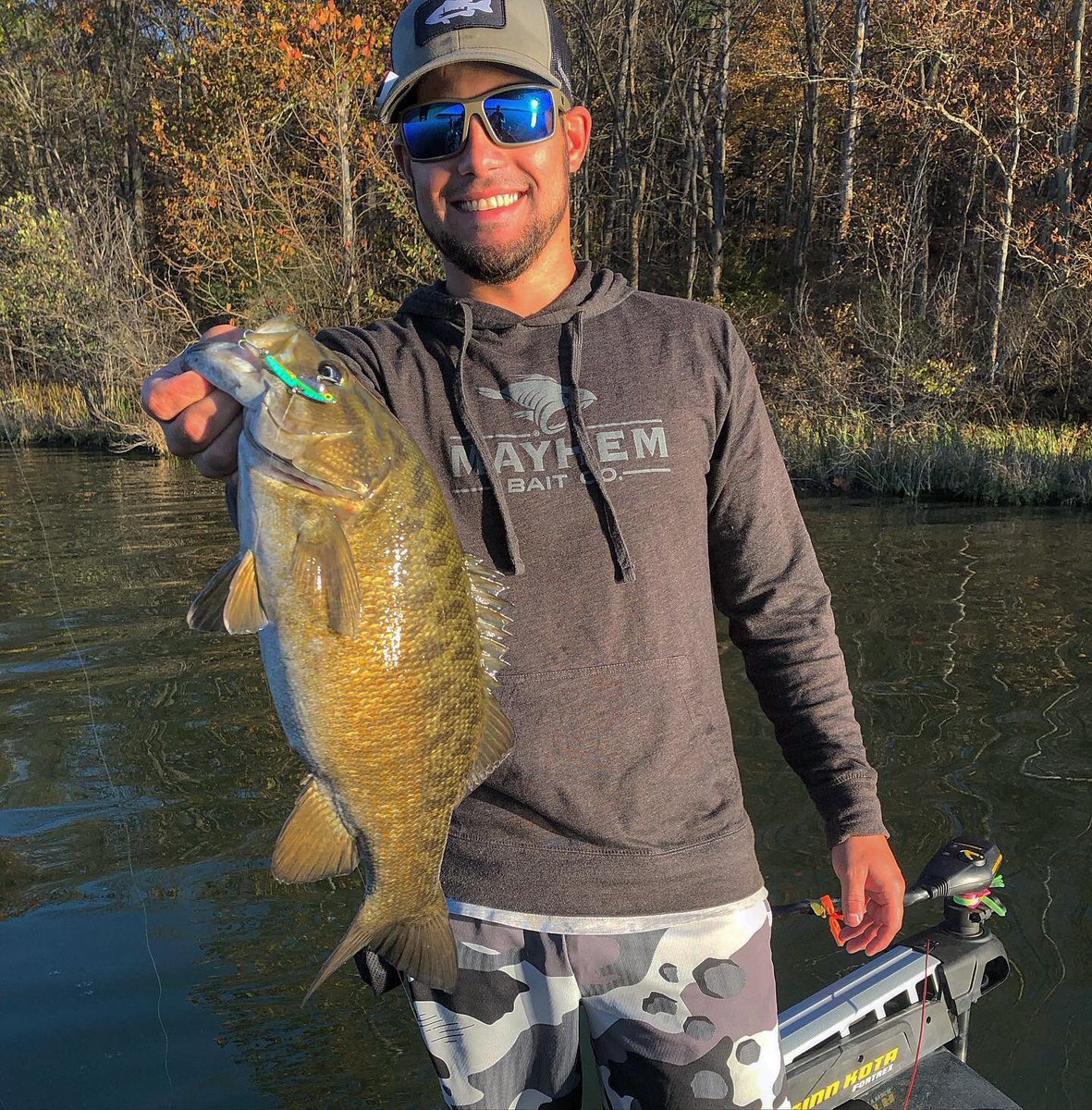 SteelShadLures's tweet photo. Fall Fishing 📸: @DHorner17 #bladebait #PA #FridayFeeling https://t.co/nvEhqxyEAB