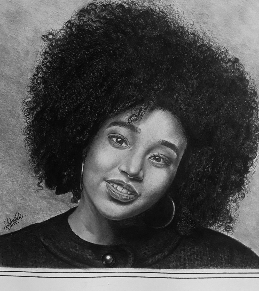 artonem_art's tweet photo. Got the inspiration to Draw this Piece from @HermaineM's d.p
Amandla Stenberg🔥🎨✏️
#ArtistOnTwitter #pencilsketch  #pencildrawing 
Young Artists at it👌🎨
Pls Like nd Share my work🙏 https://t.co/whgBZ1xmBF