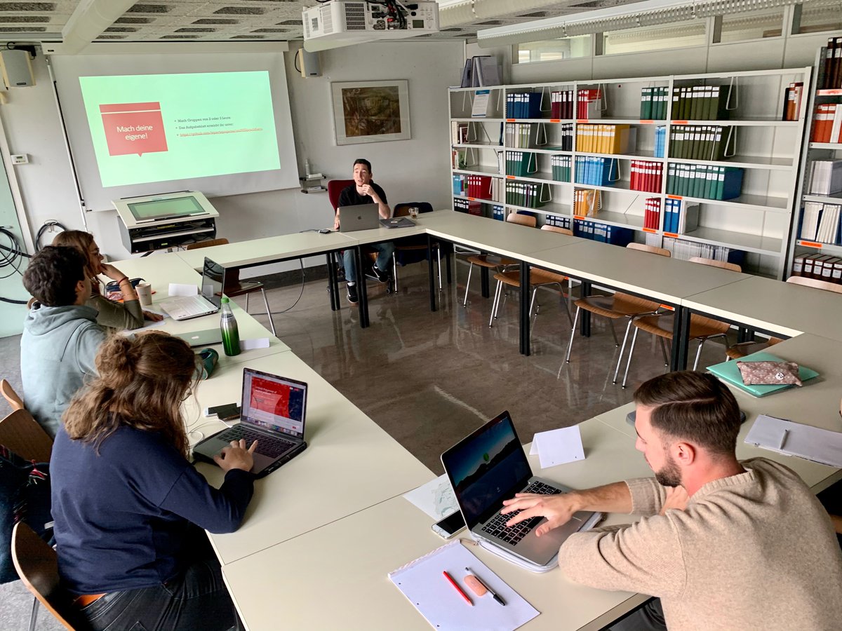 sdatsbern's tweet photo. #sdats team was teaching a full-day seminar on new methods in dialectology at Uni Neuchâtel today #linguistics #dialects #dialectology #gis #maps #swissgerman #schweizerdeutsch https://t.co/WnpO0qQaGI