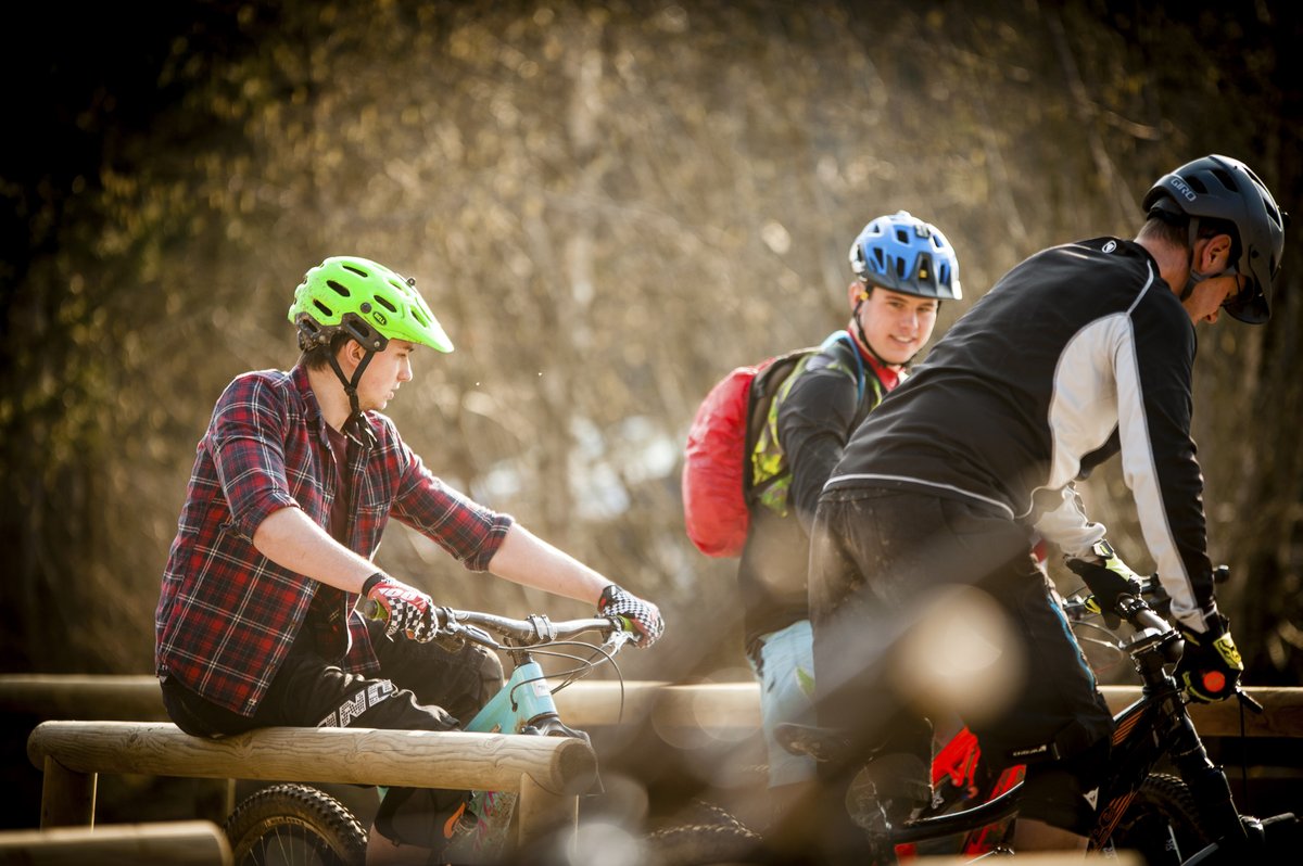 VisitDeanWye's tweet photo. Go wild, learn more, switch off &amp; give back with our microgap ideas in the #DeanWye! Go biking, learn photography, take a vineyard tour, paddle a river or choose from our top 10 microgaps: https://t.co/rAOFjilmiW #MyMicrogap #MyMicrogapMonday #LoveUK #Microgap #MondayMotivation https://t.co/tzyOrvPkf2