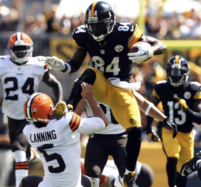 PippinPowered's tweet photo. It was Revenge!
#MylesGarrett #BrownsVsSteelers #DivisionalGames https://t.co/yJwuJH2xQG