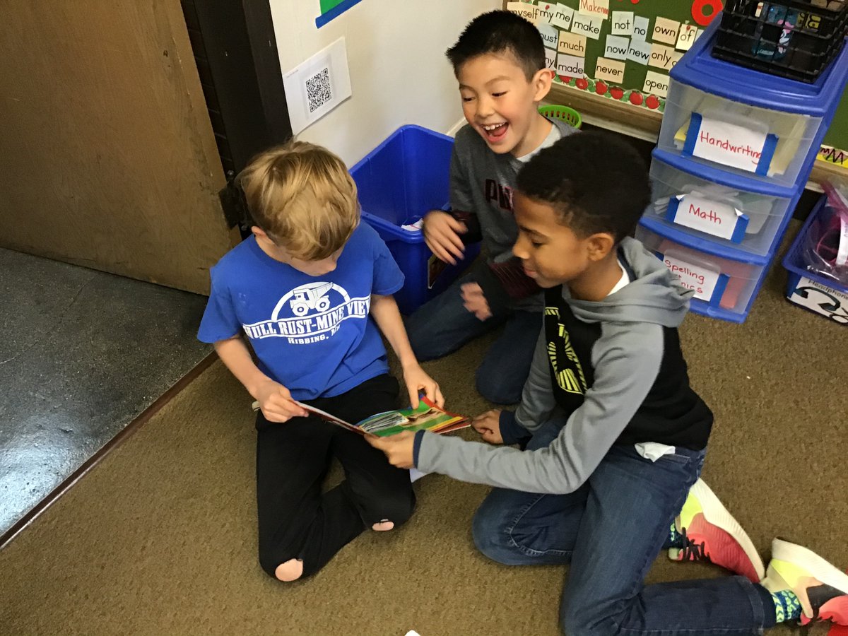 beyescholars's tweet photo. We are reading with our reading buddies. Were helping our buddies learn to read and were building relationships and having fun. From Our Classroom Collective https://t.co/sz0WkVtNhI