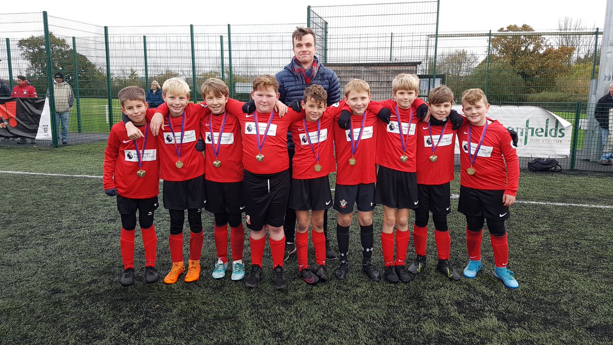 ChipSportPart's tweet photo. And the results are in for this year's Football level 2 school games!
Winner large schools 
Derry Hill 
Runners up 
Monkton Park 
Small schools 
St Mary's 
Girls 
Monkton Park 
Redland 
Well done to everyone who took part  and made it a fantastic festival https://t.co/UVwacGGFgN
