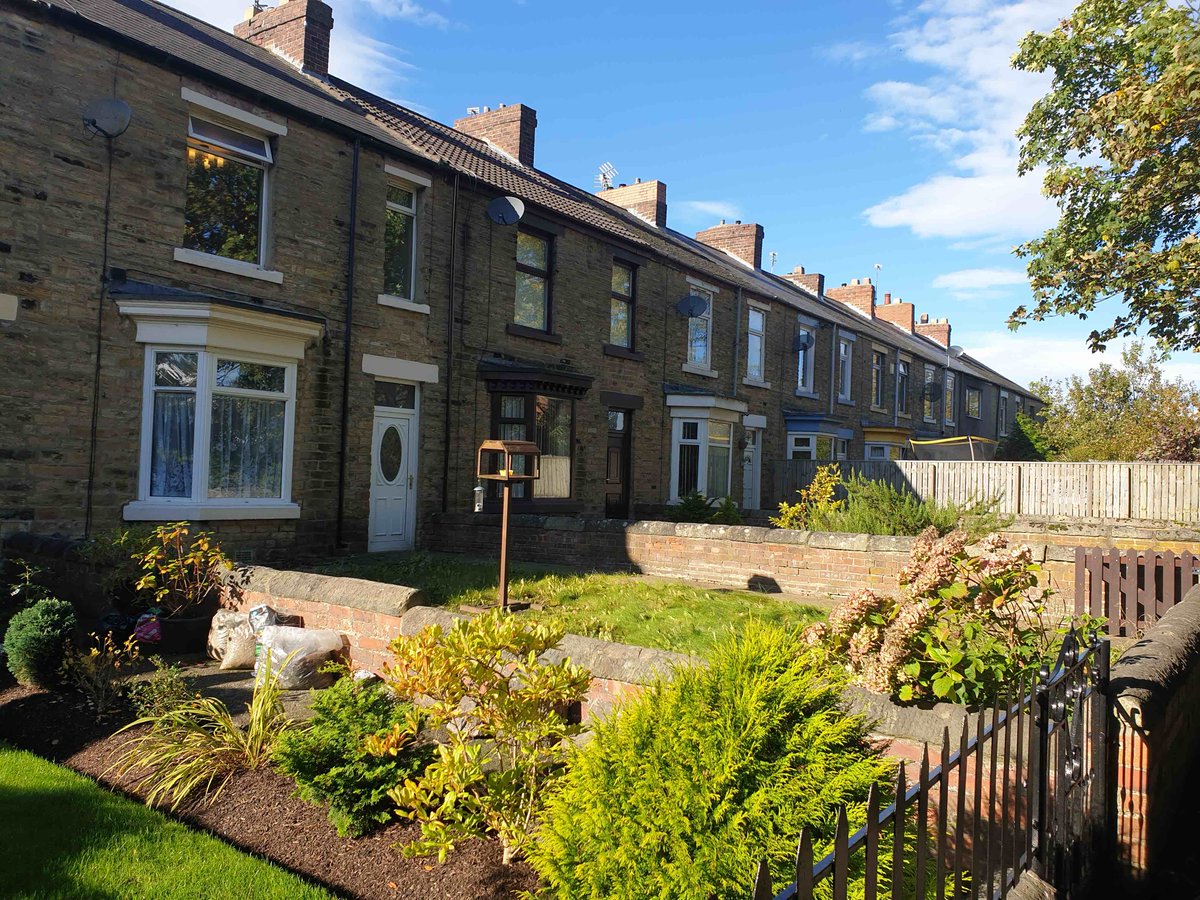 PropertyTimeUK's tweet image. Terraced House, Shildon DL4, £475pcm, 10% Yield, £52.5k PP 🏠 - mailchi.mp/dcba99d0a5bb/t…
#BTL #RentalIncome #LandLords #PassiveIncome #EarnMoney #Investments #PropertyInvestments #HousesForSale #HouseForSale #BuyToLet #EarnWhileYouSleep