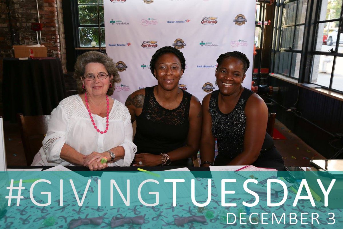 NHRMCFoundation's tweet photo. #UNselfie Sharon is a passionate volunteer, a member of The Pink Ribbon Project committee, advocate for the Patient Resource Fund at Zimmer Cancer Center &amp; gives her time to Cancer Survivors Day &amp; Relay for Life.
#GivingTuesday. Give today at https://t.co/v0M8oT6XYQ https://t.co/2rxPAH941R