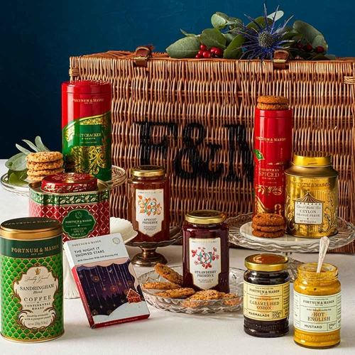 A #ChristmasGift everyone wants- <a href="/Fortnums/">Fortnum & Mason</a> Express #Christmas Hamper! Contains all the essentials for the festive season. Oh, and we've one to #giveaway! RT #AGLComp and follow us to enter. Bonus entry &amp; full T&amp;Cs on site: anythinggoeslifestyle.co.uk Best of luck xx #win #Competition