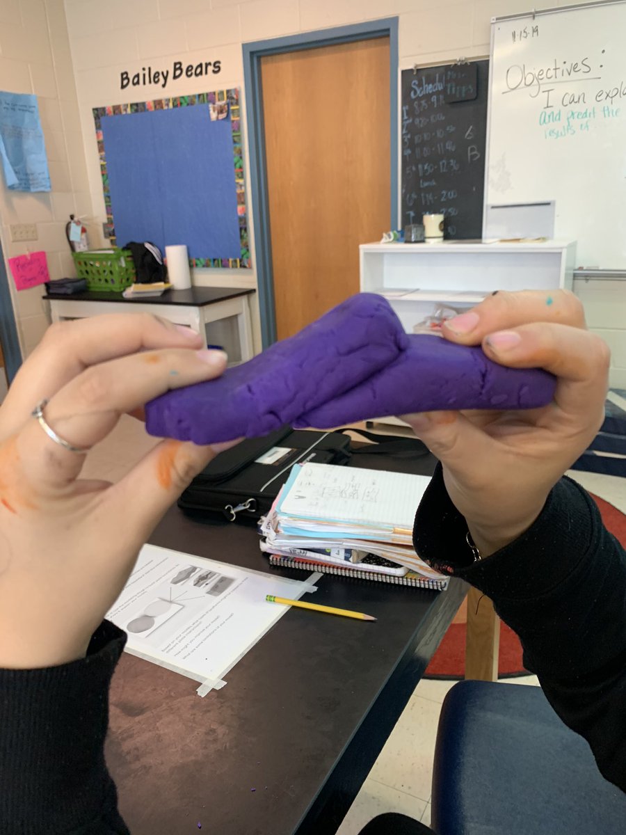 Station #1 has students building different types of plate interactions. #platetectonics @BMSBears #AISDGameChangers #handsonlearning