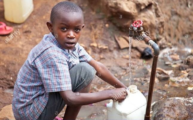 Cofek_Kenya's tweet image. SCARE AS various authorities warn of sewage contaminated drinking water in @kenyapipeline staff quarters taps. Please RT #CofekRedAlert @NairobiWater @MikeSonko @CsChelugui