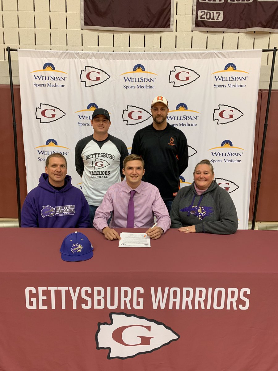 Congratulations to <a href="/ZachKetterman03/">Zach Ketterman</a> for signing his NLI to attend and play baseball at Western Carolina University! @WCUCatamountBSB