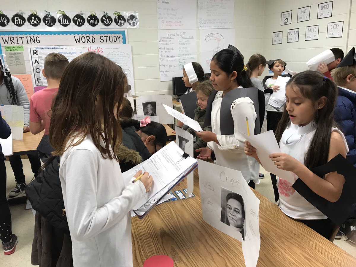 RobynPyleWong's tweet photo. Fourth Grade Wax Museum - Mrs. Rivera, Barker, Stancil and Pitkins’ students became historical characters from the American Revolution today! #Culminatingactivity #RCDUnit2! 😍
@ArnoldMillES1
@RobynPyleWong
@CCSD_PD
#ccsdilsimpact 
#ccsdgoodtogreat https://t.co/NUUNtX6Jtc