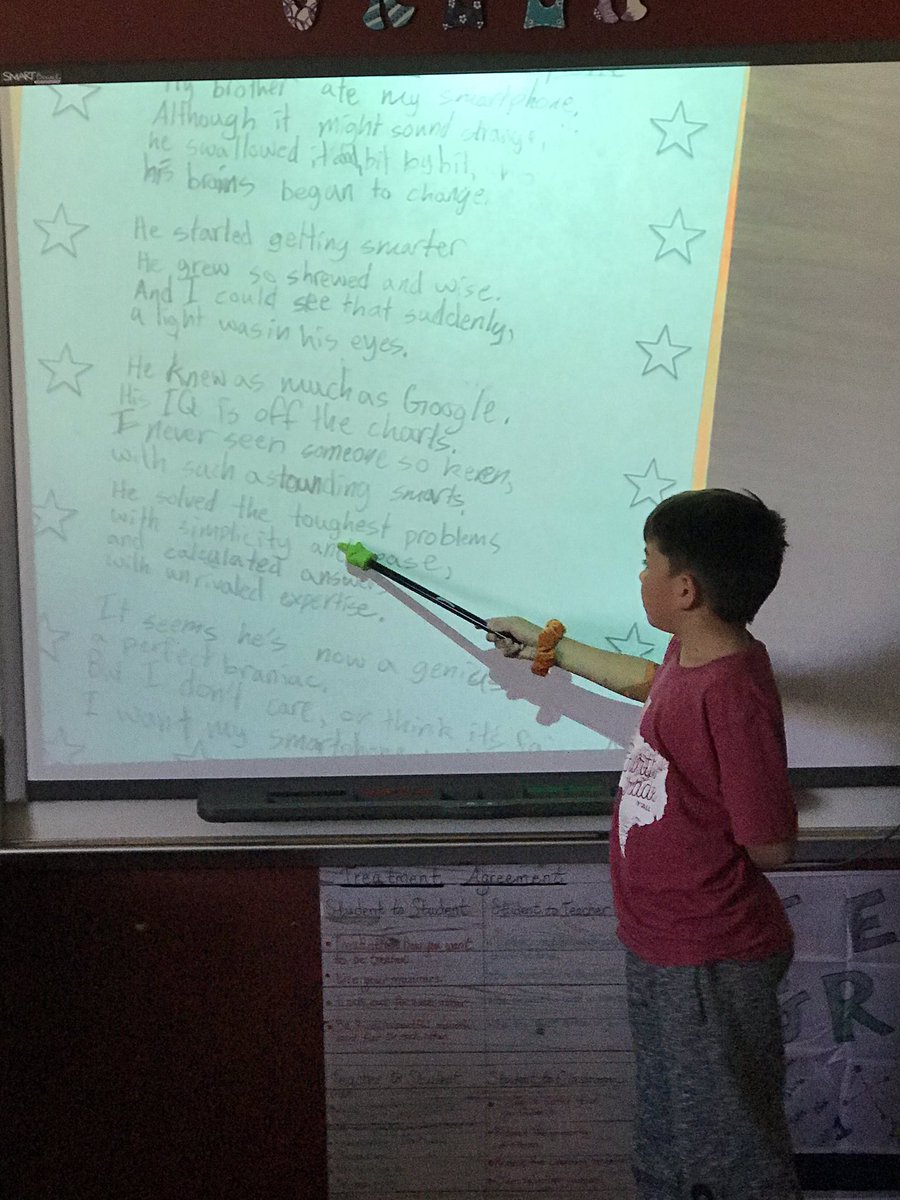 greenla35's tweet photo. Popcorn and poetry! @angelonem78 @tnwest03 @MorningsideES @MsHollyShelton https://t.co/pWItz7xVcB