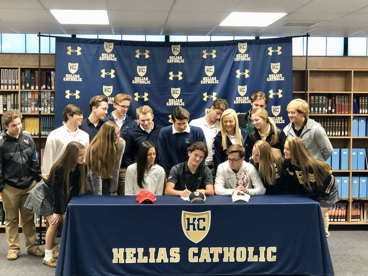 ChipGentry's tweet photo. We are beyond proud of Alex’s decision to continue his golf journey, reach his goal to play high level college golf, joining a Top25 team at the Univ of Central Mo @UCMMules, gunning for a Nat’l Championship with @CoachPoeMules, &amp; continuing to reach for his dream of @PGATour! https://t.co/2OZeUO4hUB