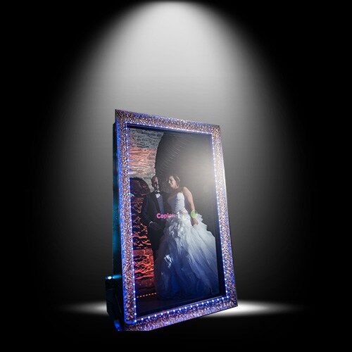 wackybooth's tweet photo. Wondering How to Rent a Photobooth? We Explain the Process in a Few Clicks https://t.co/XK14QjgyU6 #funtimes #photobooth #photoboothrental #magicmirror #magicmirrorbooth #wellovetoparty https://t.co/yldhRq2qI1
