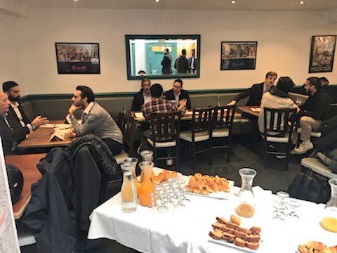 cafpromarseille's tweet photo. Succès grandissant pour les #CafésdelaCréation. Ce jeudi 14/11 au restaurant le Bistrot à #Marseille nos partenaires avocats, experts-comptables, représentants de la BGE, de la CCI et d’Initiative Marseille Métropole étaient aux côtés de nos équipes et créateurs. #proaveclespros https://t.co/k0b1edQT6c